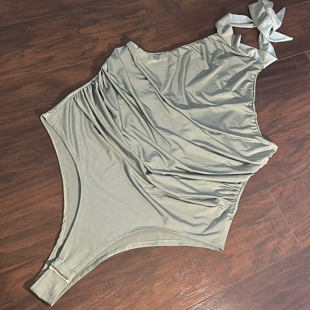 Fashion Nova Keep Up With The Vibe Ruched Bodysuit